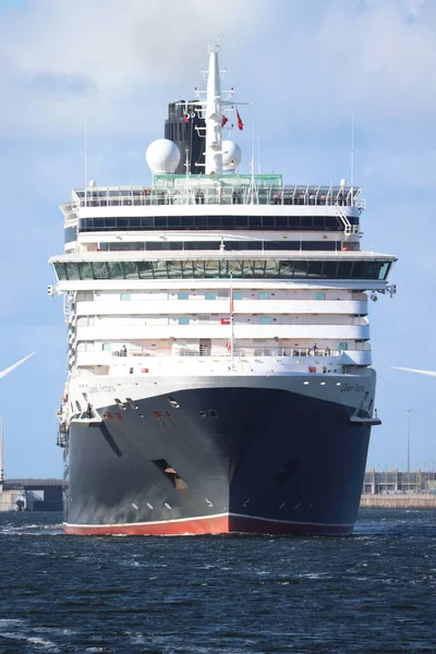 Velsen Nederländerna Oktober 2022 Queen Victoria Kryssningsfartyg Drivs Cunard Segling — Stockfoto