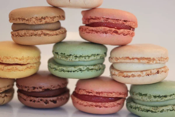 Macarons Different Colors Flavors Stacks — Stock Photo, Image