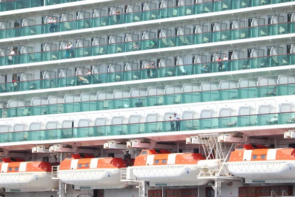 Stock image IJmuiden, the Netherlands - May 17th, 2023: Ventura P & O Cruises. Detail of the balcony staterooms and lifeboats