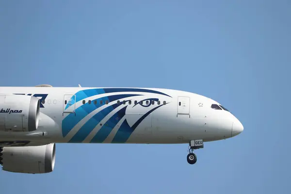 Amsterdam September 2023 Geu Egyptair Boeing 787 Dreamliner Eindnadering Polderbaan Stockfoto