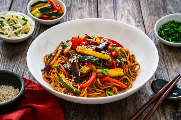 Korean Style Stir Fried Vegetables Noodles Wooden Table — Stock Photo, Image