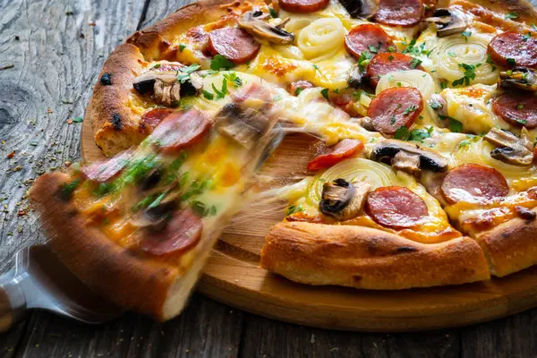 Circle Pizza Sausages Onion Mozzarella Cheese Wooden Table — Stock Photo, Image