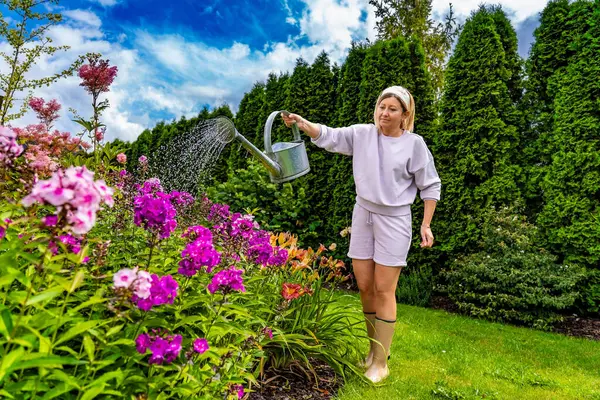 Gardening Woman Working Garden Foto Stock Royalty Free