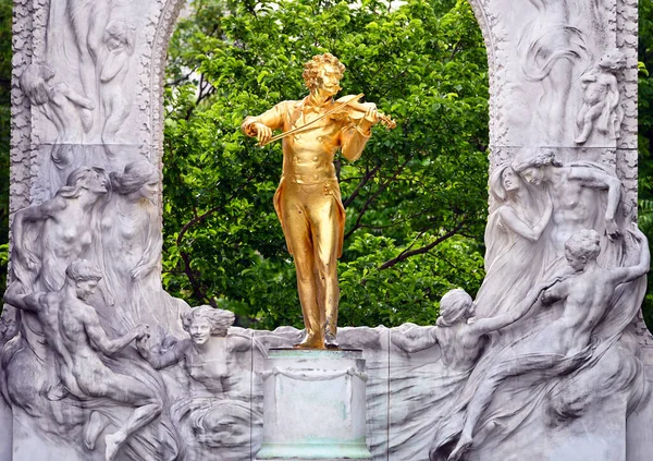 Johann Strauss Golden Monument Stadtpark Vienna Austria — Stock Photo, Image