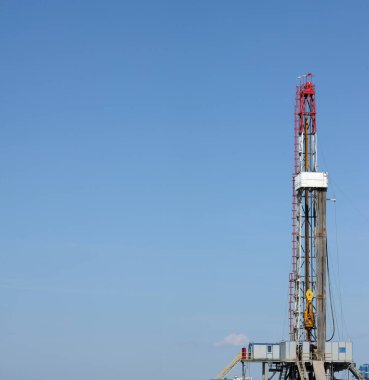 arazi petrol sondajı sondaj platformu petrol sanayii