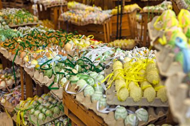 Avusturya 'da Paskalya yumurtası satan sepetler