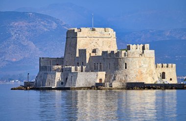 Bourtzi Venedik su kalesi Nafplio, Moreloponnese, Yunanistan