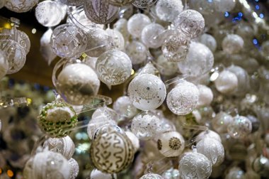 Noel süsleri ve dekorasyonları tatil sezonu geçmişi