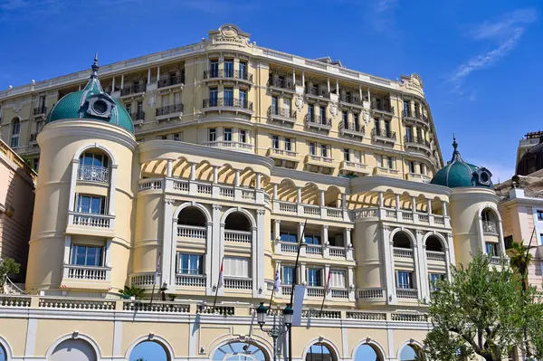 Monte Carlo, Monaco 'daki güzel eski bina.