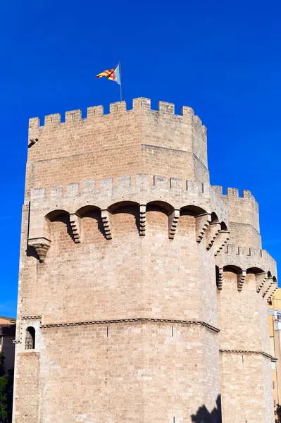 Serrano Kuleleri, Torres de Serranos Valencia, İspanya
