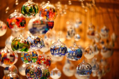Cam Noel süsleri ve dekorasyon tatil sezonu 