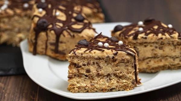 Freshly Prepared Delicious Chocolate Cake Walnuts — Stock Photo, Image