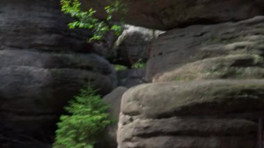 Bledne skaly (Errant Rocks) - Güney Polonya 'daki Masa Dağları' nda turistik bir yer.