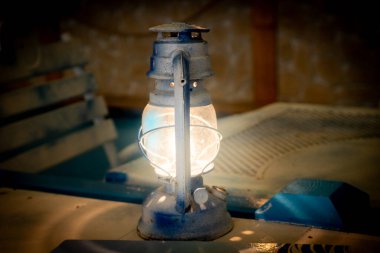 Ampullü bir gaz lambası.
