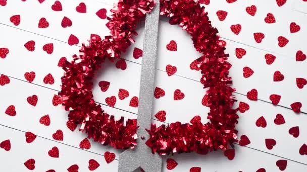 Composición Decoración Del Día San Valentín Corazón Con Flecha Como — Vídeo de stock