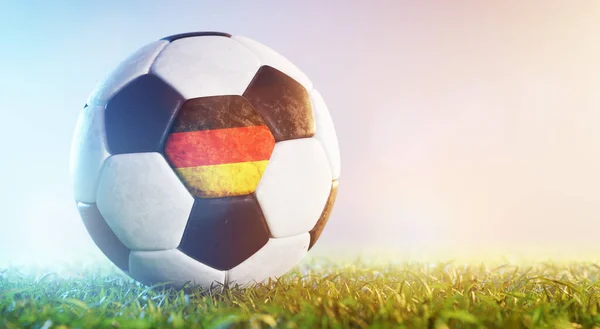 Fußballball Mit Deutschland Fahne Auf Dem Rasen Deutsche Nationalmannschaft — Stockfoto