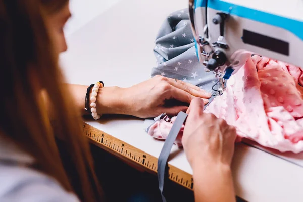 Seamstress Dressmaker Working Sewing Machine Her Workshop — Stock Photo, Image