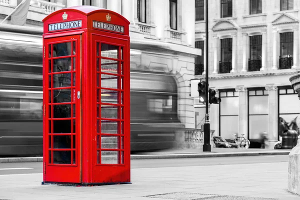 London Red Telephone Booth Red Bus Motion London England Red — Stock Photo, Image