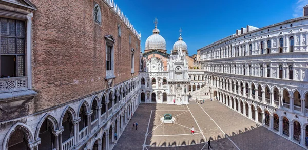 stock image Palazzo Ducale or Doge's Palace and Basilica San Marco in Venice, Italy. Historic landmark