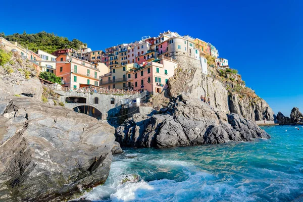 Manarola Cinque Terre Itálie Létě Oblíbená Turistická Destinace Pobřeží Ligurie — Stock fotografie