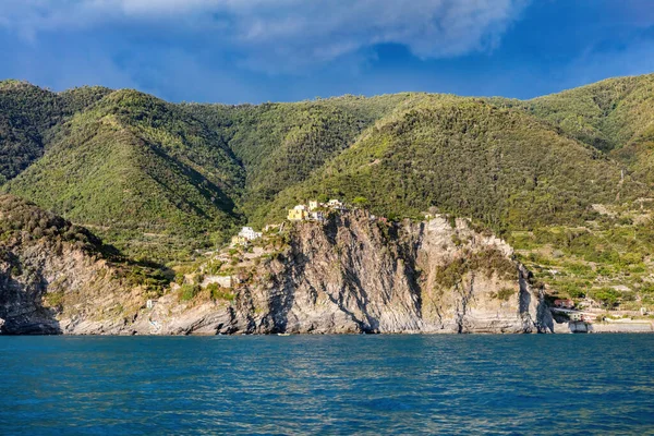 Corniglia Στον Γκρεμό Στο Cinque Terre Ιταλία Θέα Από Θάλασσα — Φωτογραφία Αρχείου