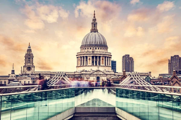 Szent Pál Katedrális Londoni Millenium Hídról Egyesült Királyságból Szüret — Stock Fotó