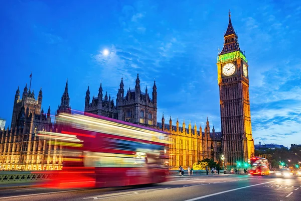 Red Bus Westminster Bridge Next Big Ben London Night Tourist — Stockfoto