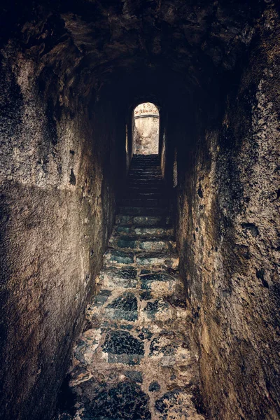Древняя Лестница Подземном Туннеле Замке Дориа Порто Венере Италия Архитектура — стоковое фото