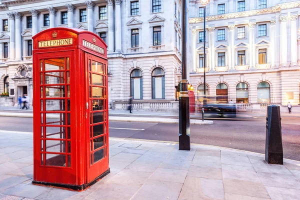 Κόκκινος Τηλεφωνικός Θάλαμος Λονδίνου Στην Οδό Σίτυ Λονδίνο Αγγλία — Φωτογραφία Αρχείου