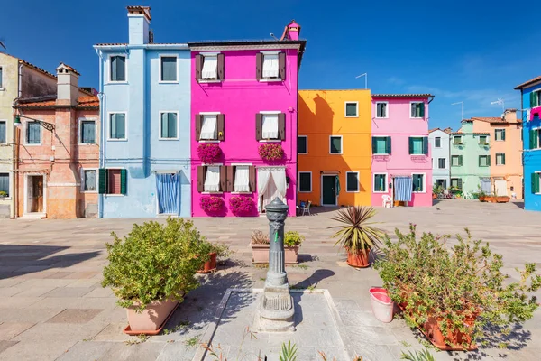 Casas Coloridas Pintadas Ilha Burano Perto Veneza Itália Cênica Cidade — Fotografia de Stock