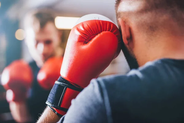 Боксёры Тренируются Боксу Тренажерном Зале Спаррингу Бою — стоковое фото