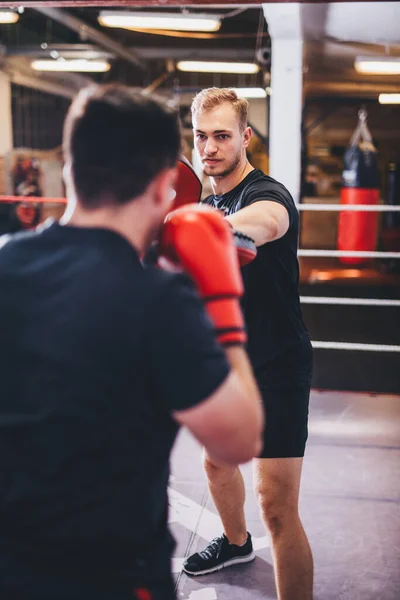 Boxer Machen Boxtraining Fitnessstudio Sparring Und Kampf — Stockfoto