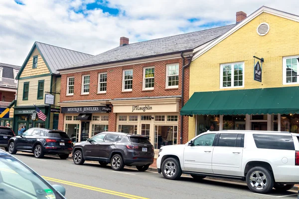 stock image central street of the ancient town near Washington. Ancient buildings of shops, hotels and restaurants., strolling tourists.