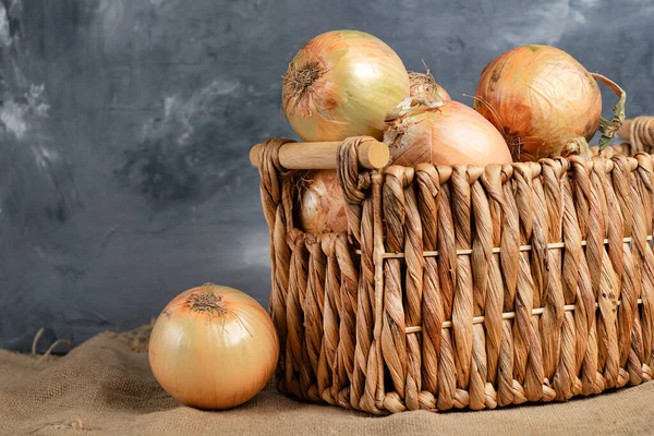 Onions Wicker Basket Close Space Text — Stock Photo, Image
