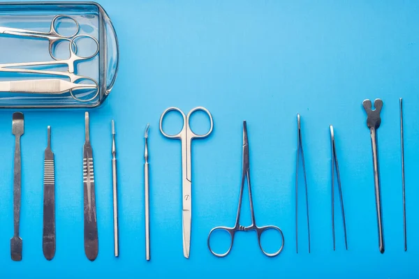 Χειρουργικά Εργαλεία Μπλε Φόντο Θέα Από Ψηλά Χώρος Για Κείμενο — Φωτογραφία Αρχείου