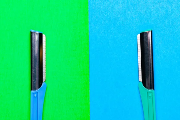 Navajas Afeitar Azul Verde Para Cuidado Del Cuerpo Las Mujeres — Foto de Stock