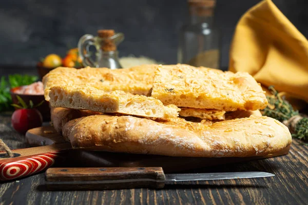 Cheesy Focaccia Bread Freshly Baked Flat Italian Bread Olive Oil — Stock Photo, Image