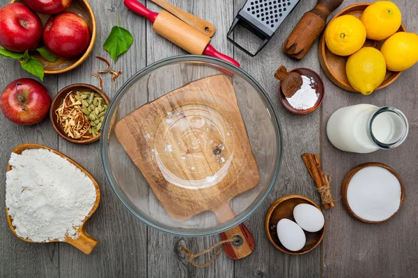 Kitchen Table Process Making Apple Pie Flour Rolling Pin Milk — Stock Photo, Image