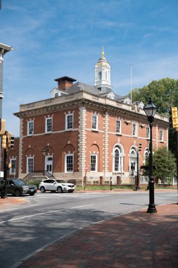 Maryland 'in Chesapeake Körfezi' ndeki tarihi Annapolis şehri. Eski evlerin mimarisi..