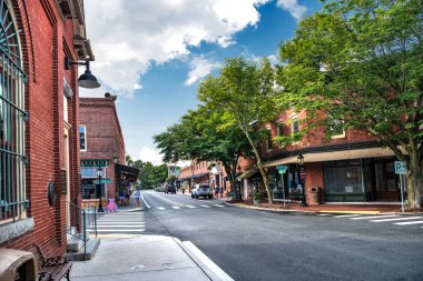 Maryland, Berlin 'in tarihi merkezi. Eski tuğla binalar ve dar sokaklar. Turistler için küçük dükkanlar.