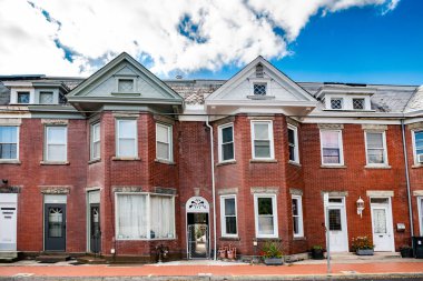 Maryland 'deki tarihi Cumberland şehrinin tuğla mimarisi.