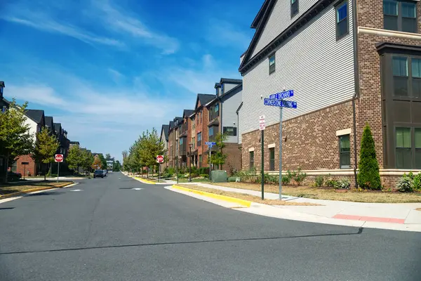 stock image rows of modern townhouses in the suburb of Leesburg, Virginia.