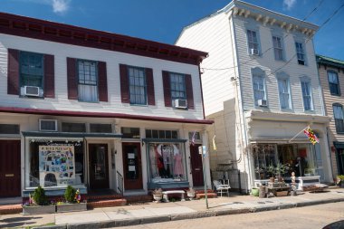 Maryland 'in Chesapeake Körfezi' ndeki tarihi Annapolis şehri. Old Town bölgesinde çeşitli mimari tarzlar.