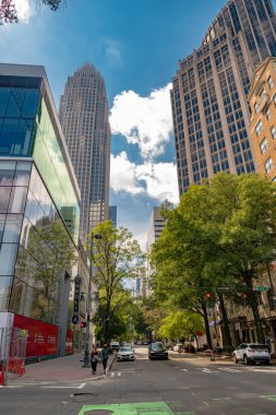 Charlotte, Kuzey Carolina iş bölgesinde yüksek binalar..