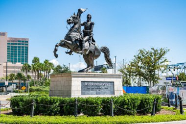 Jacksonville Florida, ABD 'deki Andrew Jackson' ın binicilik heykeli.