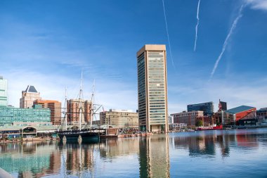 Baltimore 'un İç Limanı' nda antika gemiler.