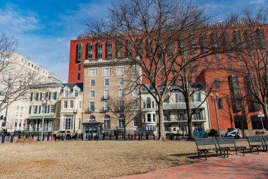 Washington 'da kaldırım ve yürüyüş alanı var..