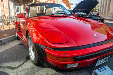 Kırmızı 1987 Porsche 911 Turbo Cabriolet M505 Eğik Burun