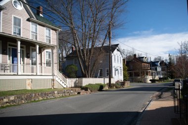 Washington yakınlarındaki tarihi köy. Waterford, Virginia. Eski binaların olduğu cadde.