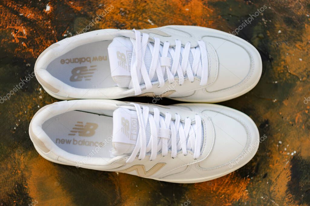 White New Balance 300 sneakers top view